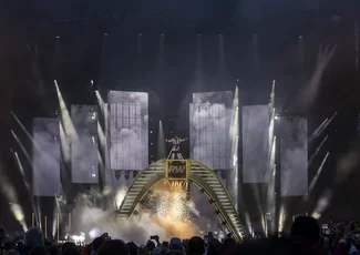 Robbie Williams am 26. Juli im Olympiastadion mit insgesamt 65.000 Besucher:innen