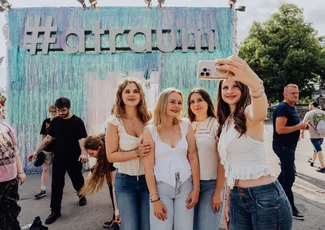Der Sommernachtstraum am 18. Juli im Olympiapark mit insgesamt 24.000 Besucher:innen
