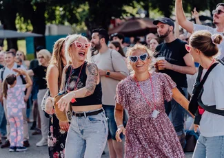 Der Sommernachtstraum am 18. Juli im Olympiapark mit insgesamt 24.000 Besucher:innen