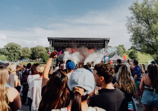 Der Sommernachtstraum am 18. Juli im Olympiapark mit insgesamt 24.000 Besucher:innen