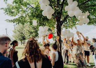 Der Sommernachtstraum am 18. Juli im Olympiapark mit insgesamt 24.000 Besucher:innen