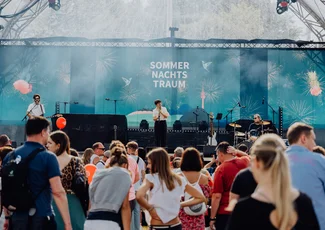 Der Sommernachtstraum am 18. Juli im Olympiapark mit insgesamt 24.000 Besucher:innen
