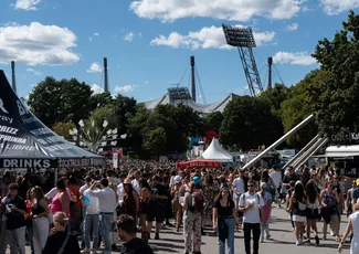 Superbloom Festival am 30. + 31. August im Olympiapark mit insgesamt 120.000 Besucher:innen