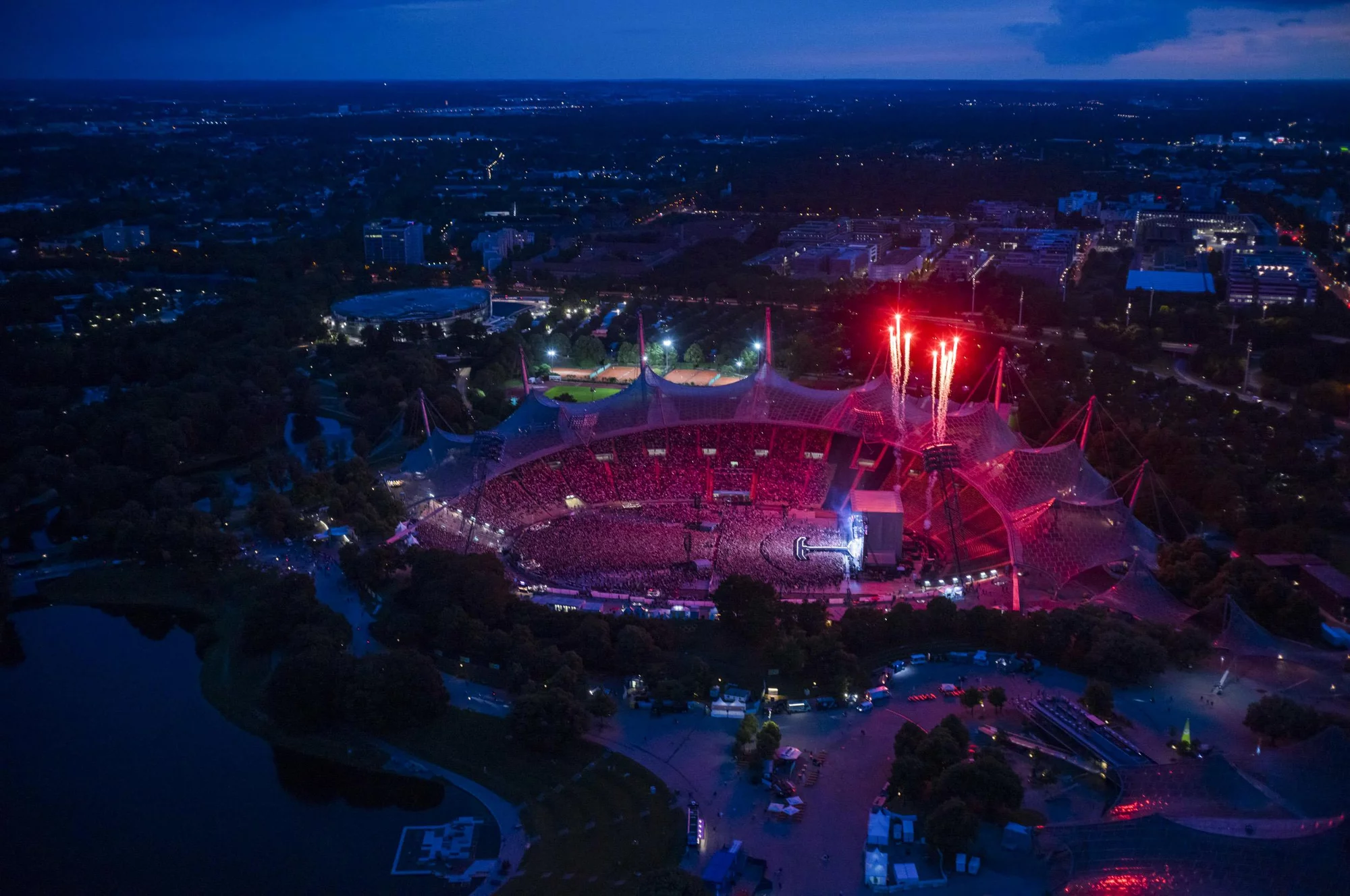 2025-2027 auch Open-Air-Konzerte in der Allianz Arena