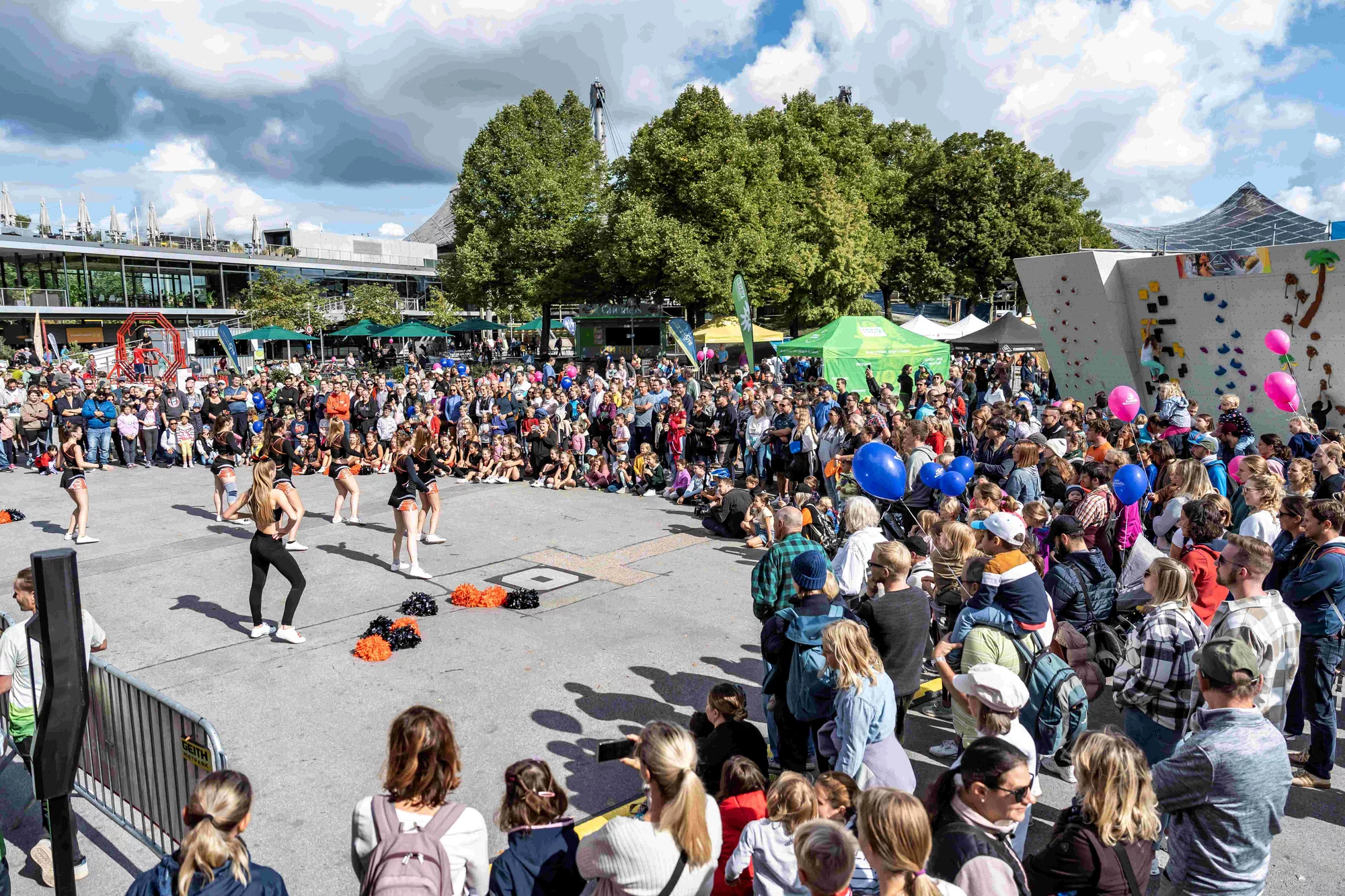 Beim Outdoorsportfestival warten über 50 Aktivitäten auf ihre Tester:innen