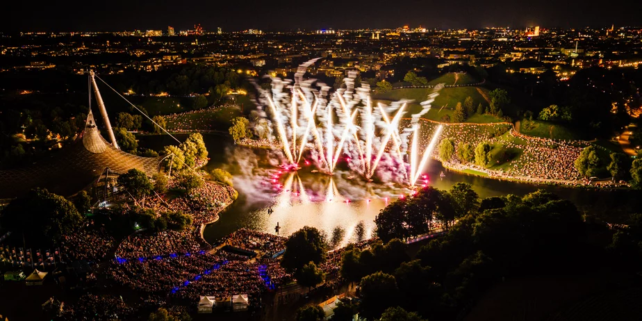 30.000 Besucher:innen feierten das 20. Jubiläum des Sommernachtstraums 2025