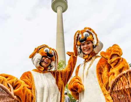 Fröhlich und bunt: Das Osterfest im Olympiapark