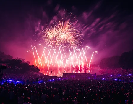 30.000 Besucher:innen feierten das 20. Jubiläum des Sommernachtstraums