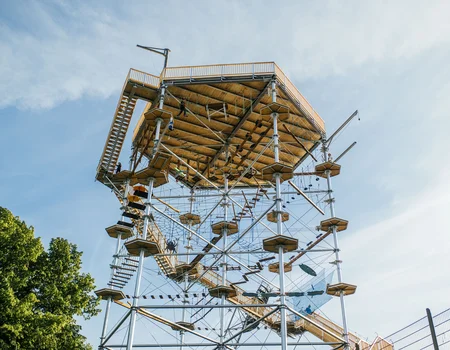 SAYAQ Adventure Tower