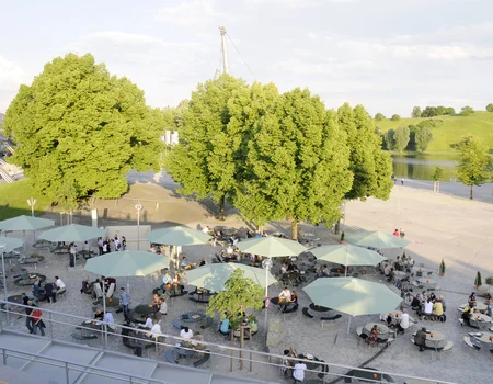 Summer Garden l Beer Garden