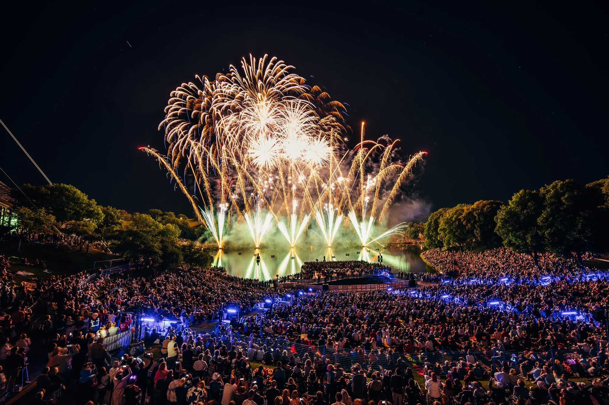 Spectacular Colours: Das Feuerwerk beim Sommernachtstraum 2023